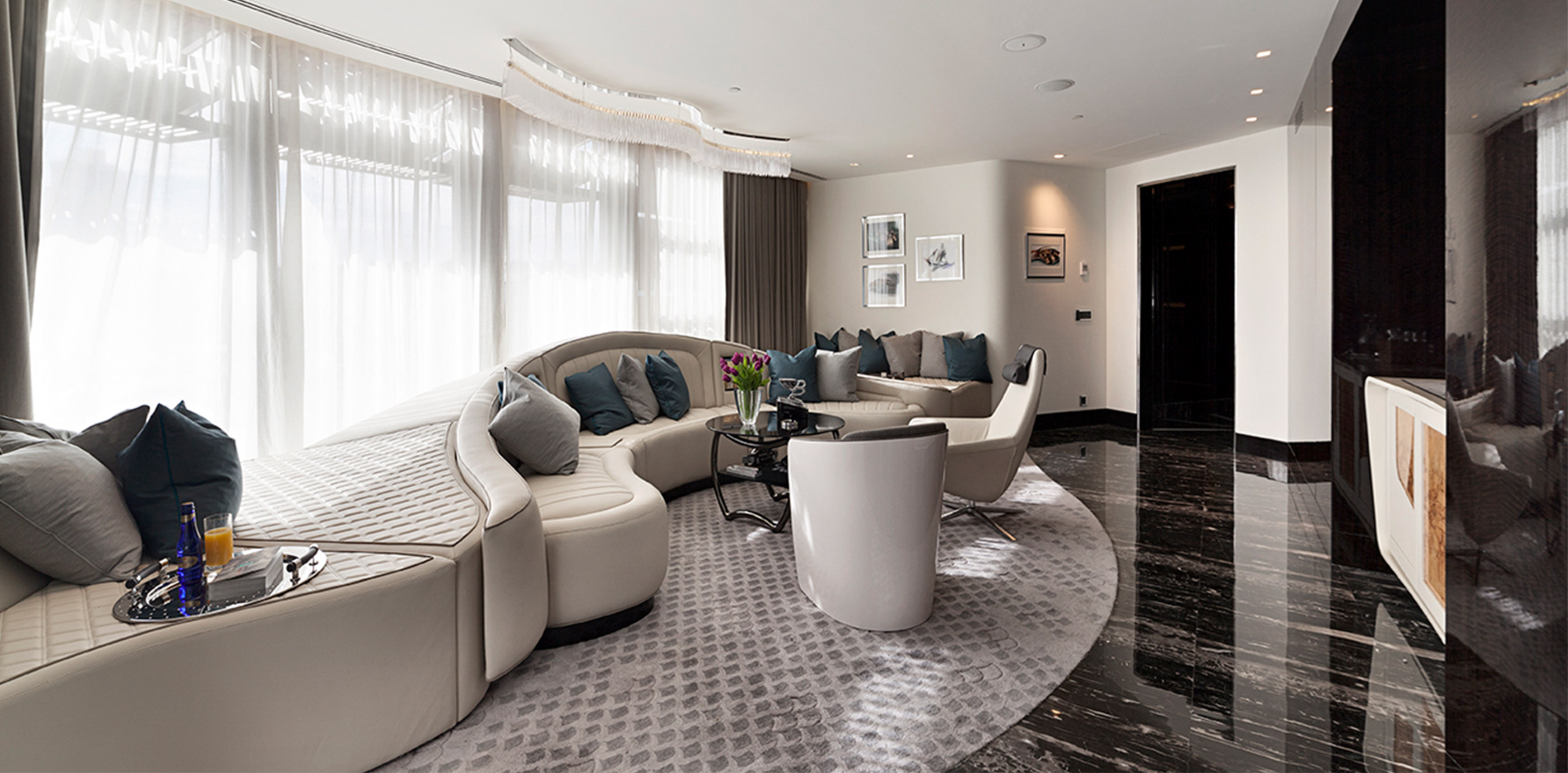 THE ST. REGIS Гостиница НОМЕР-ЛЮКС BENTLEY